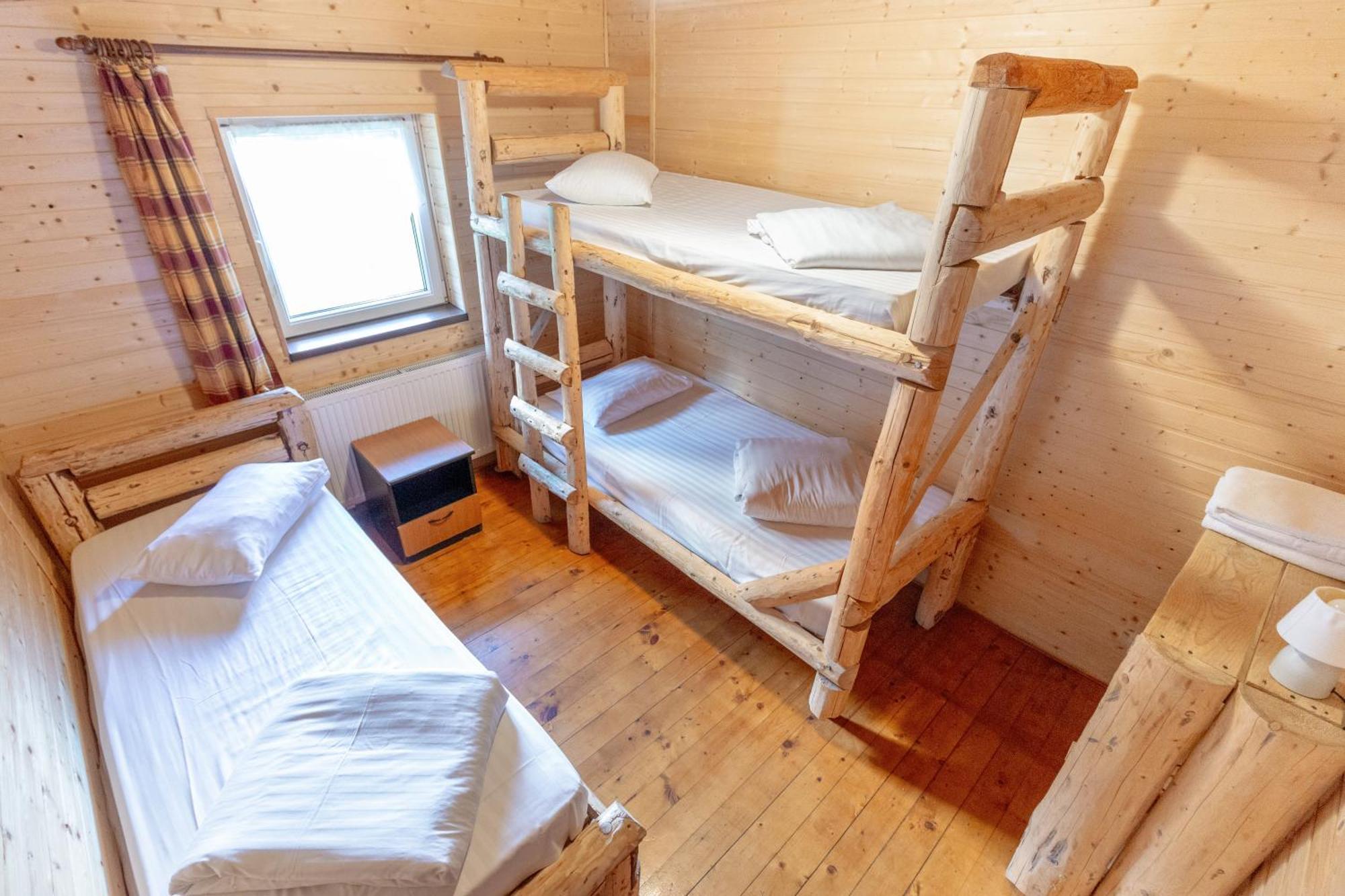 Resort 7 Crai - Cabana Tamas Zărneşti Extérieur photo